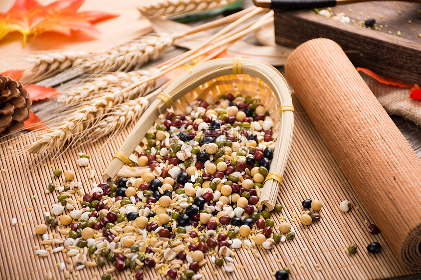 美股调整掩盖科技光芒,市场聚焦财报