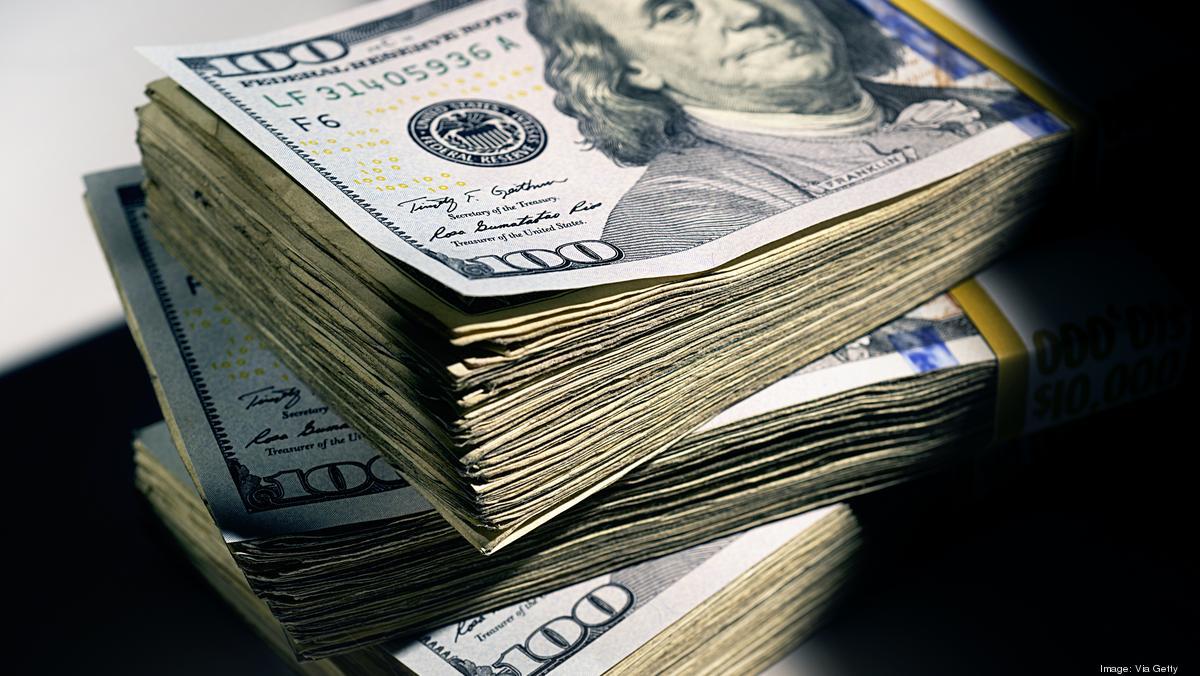 政协第六届贵港市委员会常务委员会第十七次会议召开