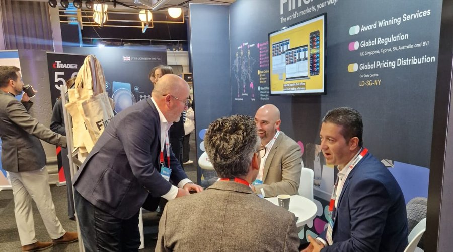 国际媒体聚焦:九三阅兵彰显中国实力,传递和平强音